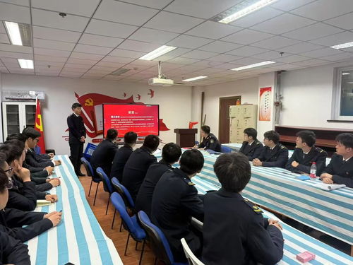 船舶與海洋工程學院 向陽啟航 志愿宣講團開展遵義會議精神系列宣講活動